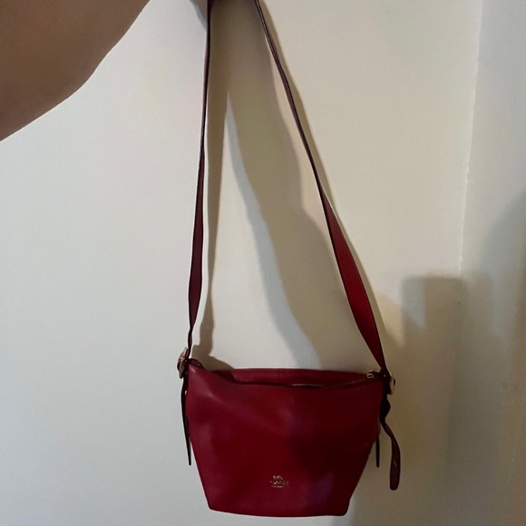 Coach Cherry Red Leather Shoulder Bag - Picture 4 of 6